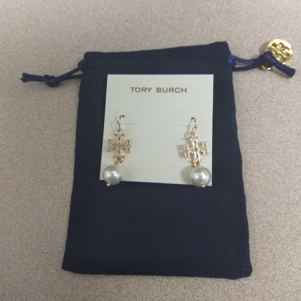 Tory burch gold pearl pendant earrings